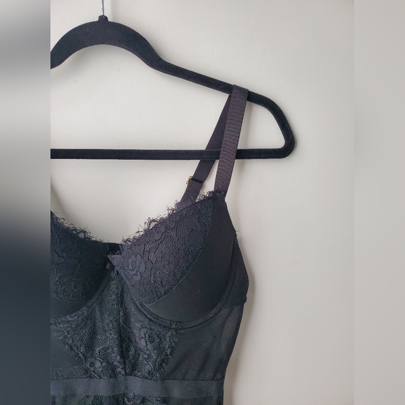 Sophie B. Mesh lace bodysuit lingerie - Picture 4 of 10